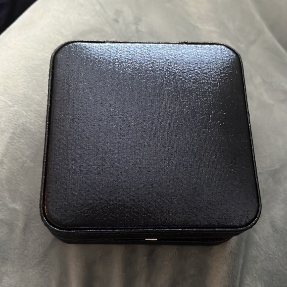 Jewelry Box w/ Mirror - Picture 2 of 4